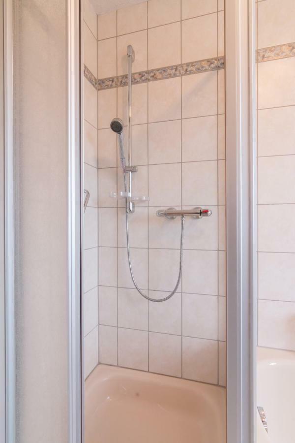 Ferienwohnung Ulrike Блискастел Екстериор снимка